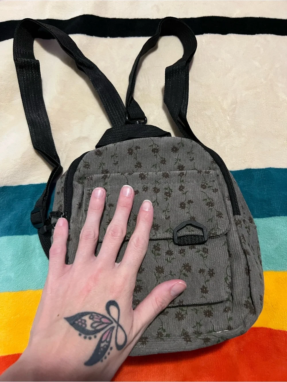 Small Floral Backpack ✨NWOT ✨